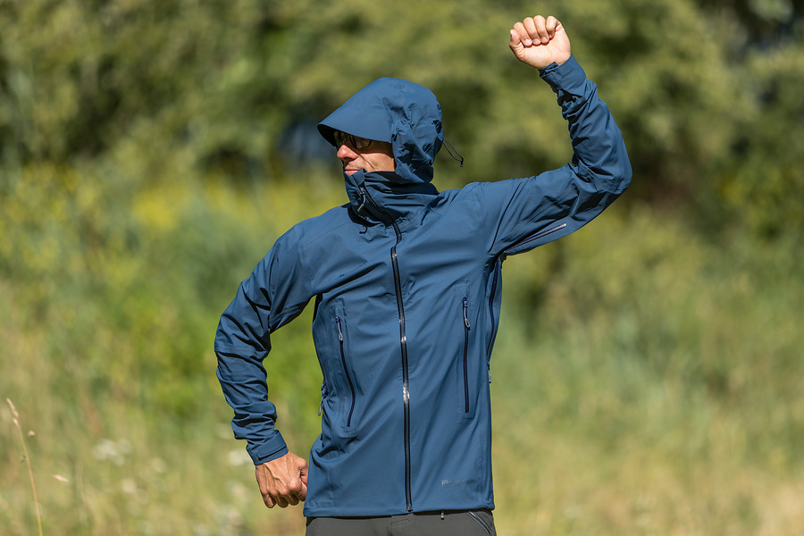 Mammut masao hs hooded hotsell