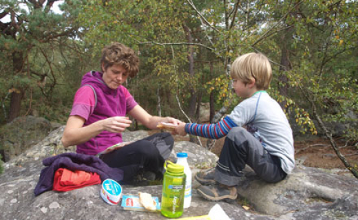 moeder en kind, lunchen, fontainebleau
