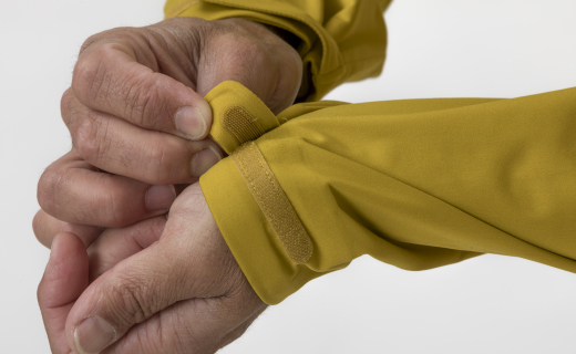 Rab Kinetic Plus Jacket manchetten
