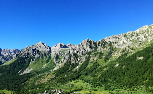 Italië, bergen in Piemonte, wandelen in het Valle Stura