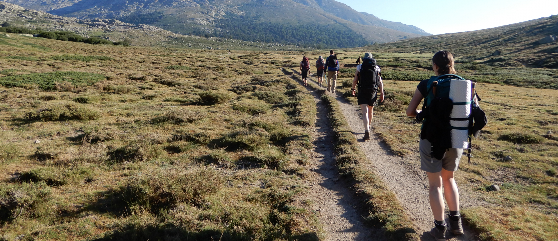 Wandelen, Corsica, Frankrijk, Geardropper, bepakking, matje, rugzak, bergen