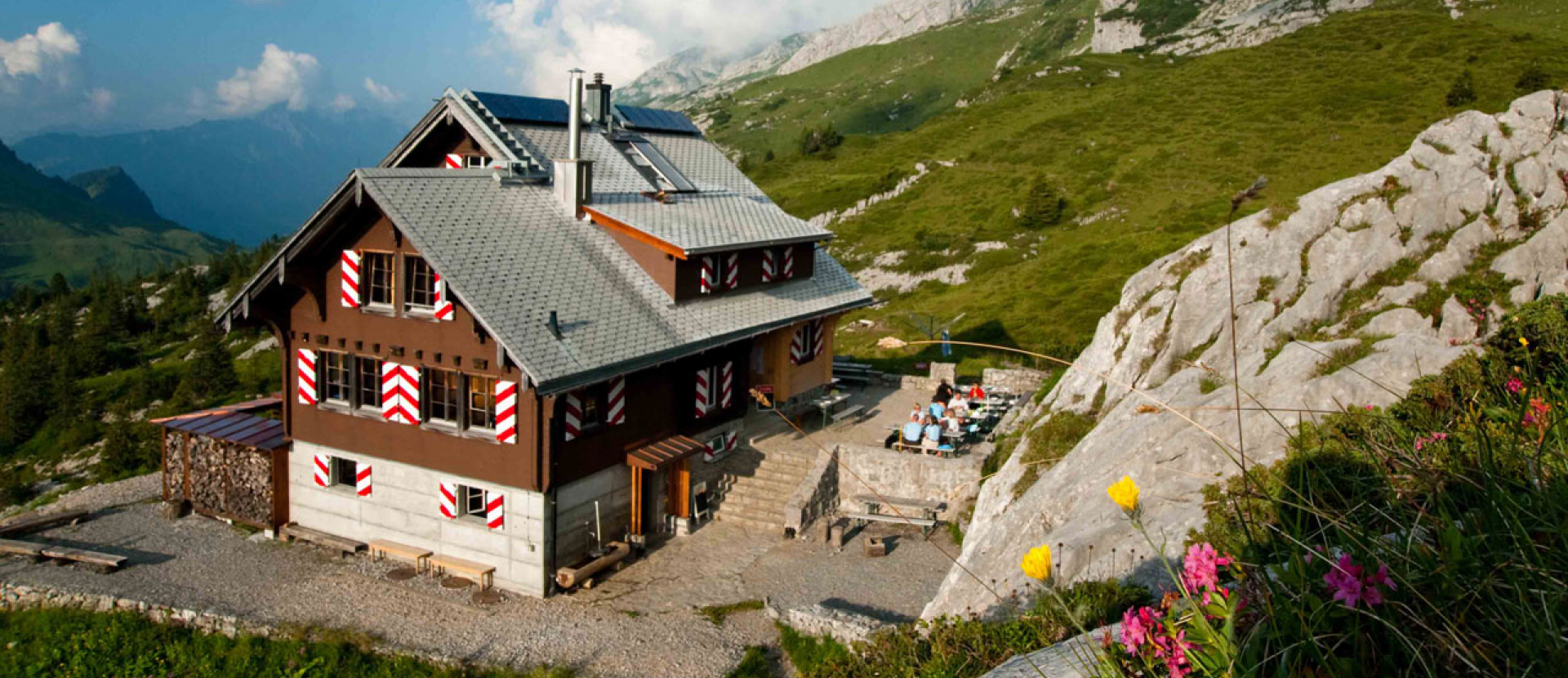HUTTENTOCHT ALPENKRANZ URI, URNER ALPEN, ZWITSERLAND, Robert Eckhardt