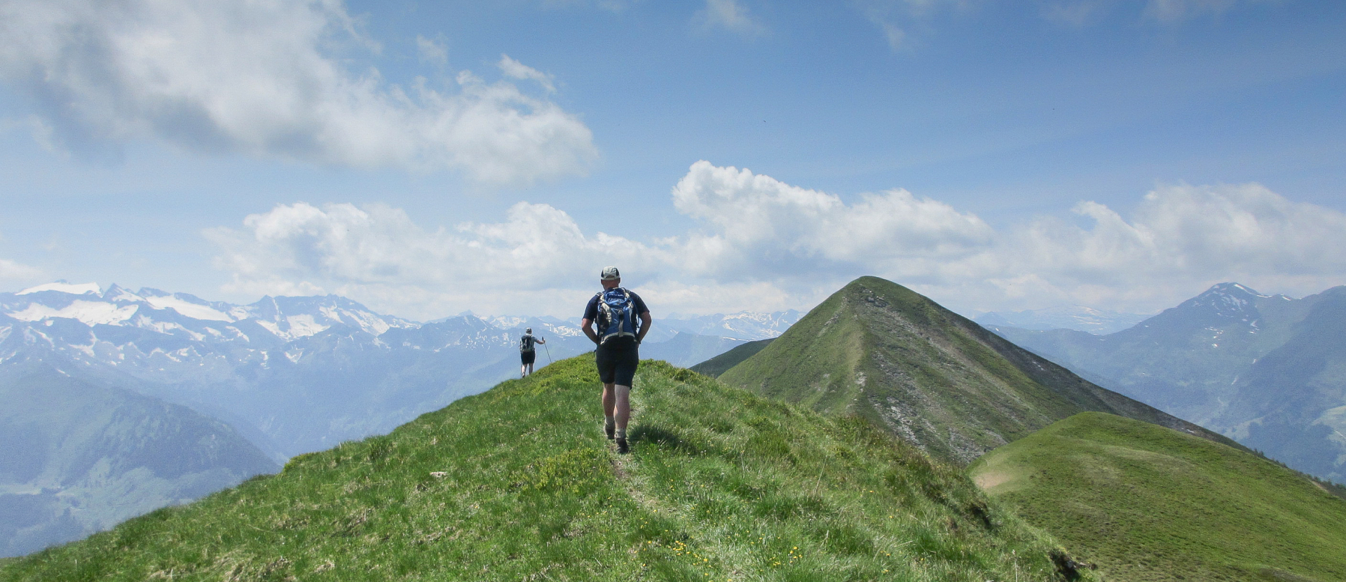 Oostenrijk, mensen wandelen in het Grossarltal