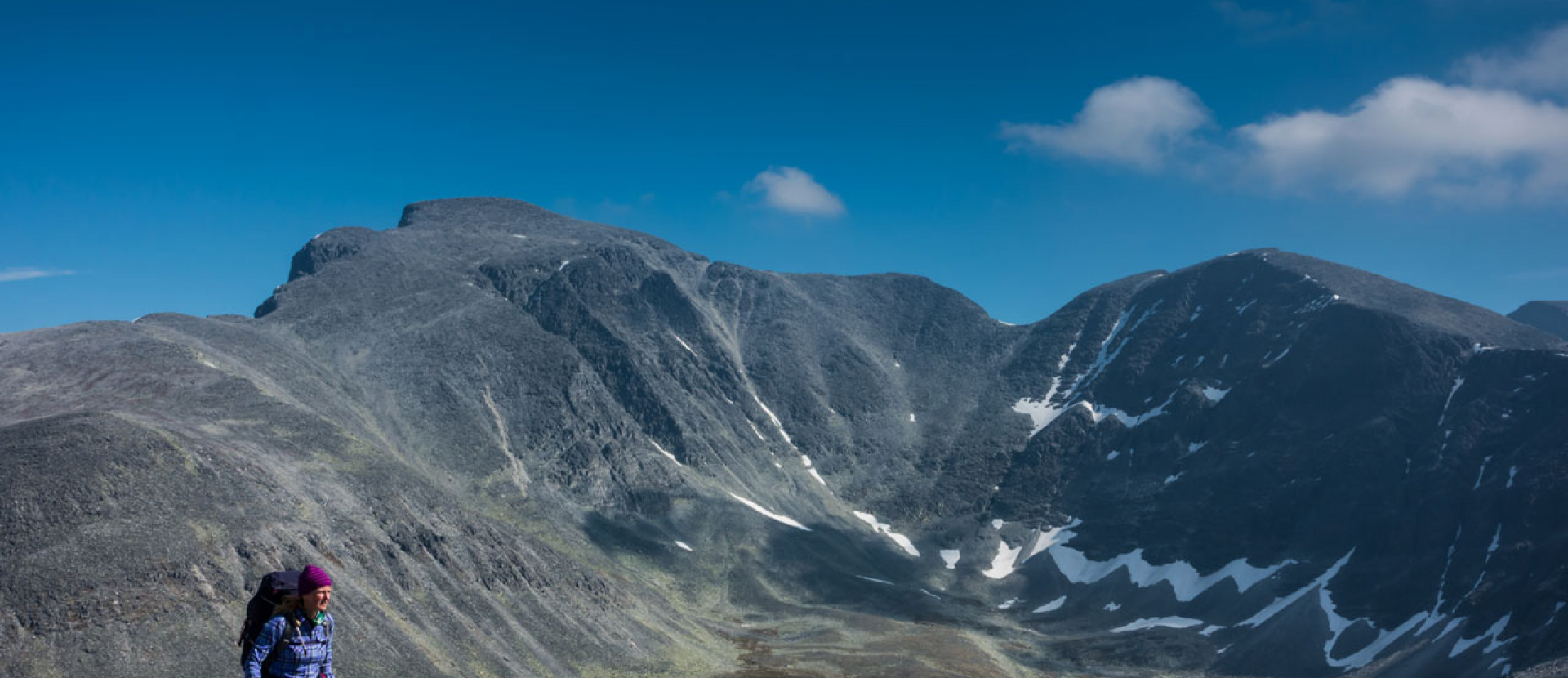 wandelen-rondane-noorwegen-05-600x398.jpg de versteende bergwereld van rondane schittert in de zon