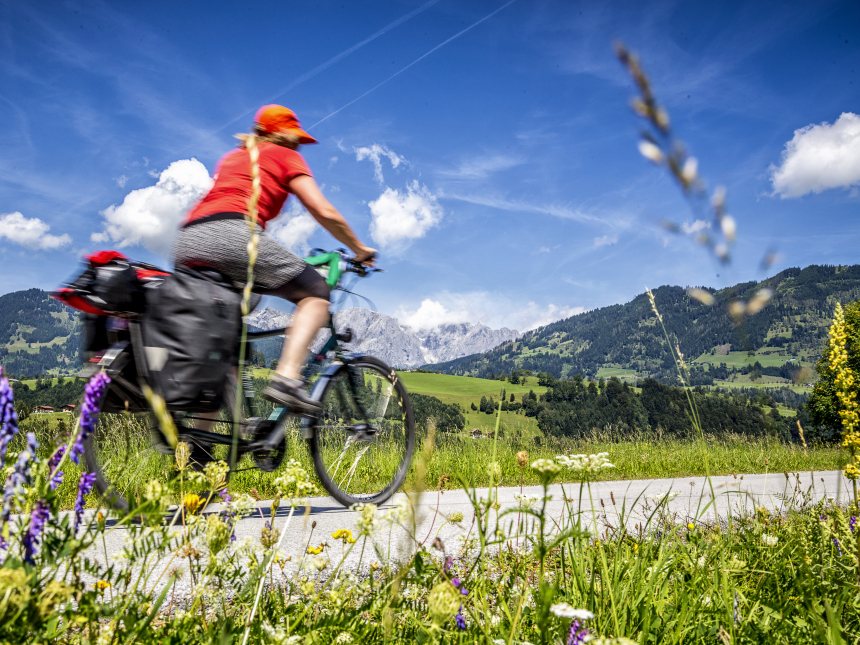 Tauern-Radweg: fluitend fietsen met bergzicht