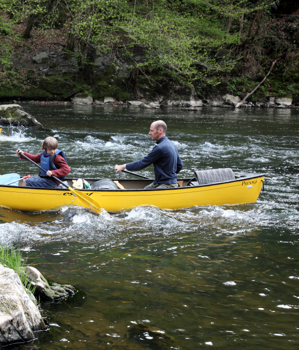 Kanovaren Belgie Semois op rivier