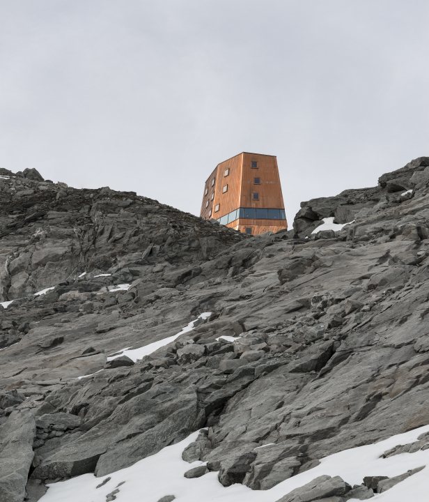 Schwarzensteinhütte