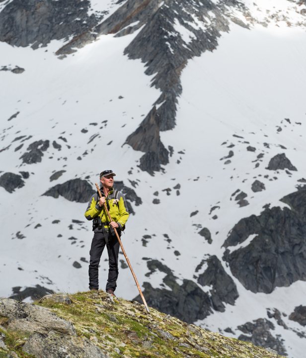 Berggids Sigi Hatzer vóór de Vordere Gubachspitze