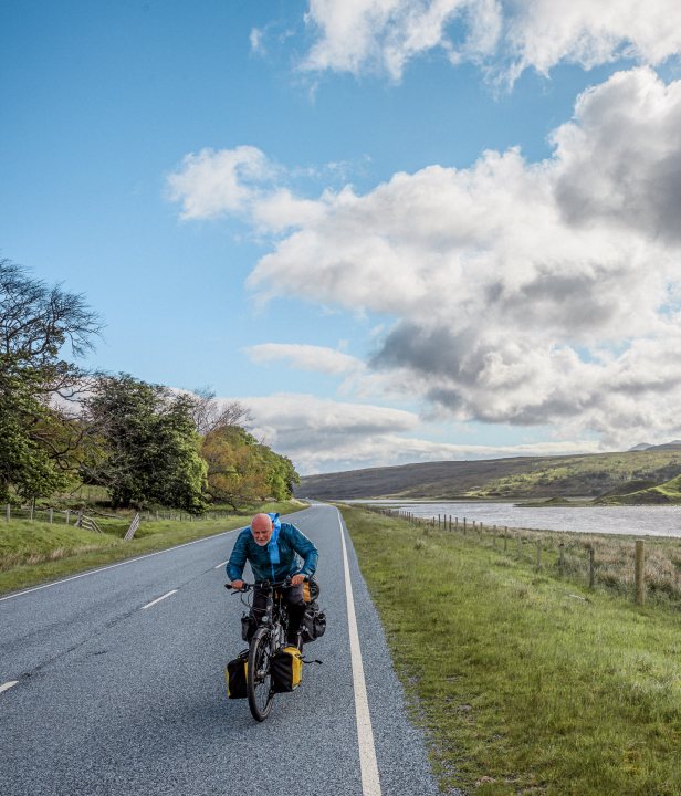 Fietser in Schotland