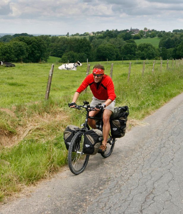 Vanuit het vlakke Nederland de Belgische heuvels in; vanaf xxx gaat het goed los. 