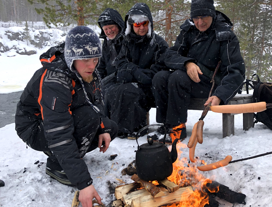 Zweeds Lapland wintersport kampvuur