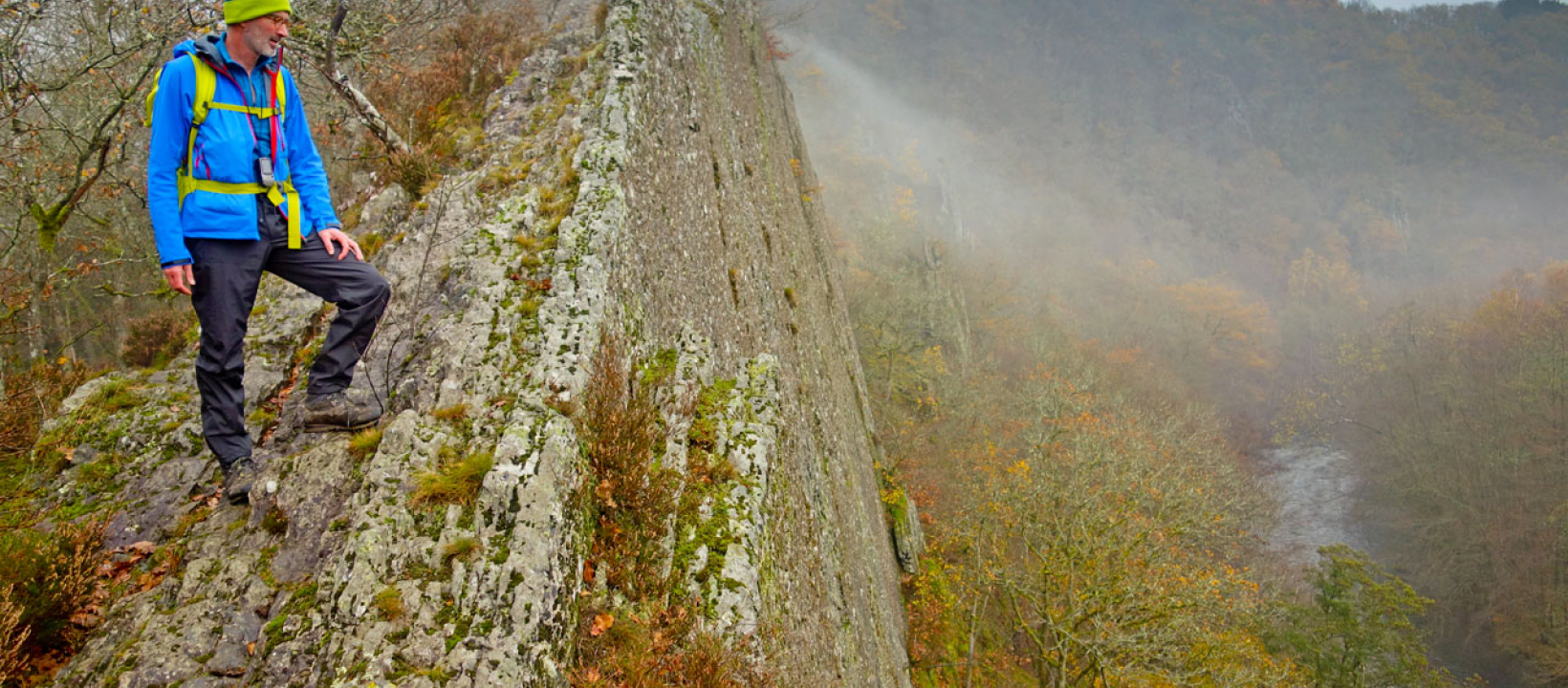 Belgie-Wandelen-Ourthevallei-Ardennen-10-600x398.jpg