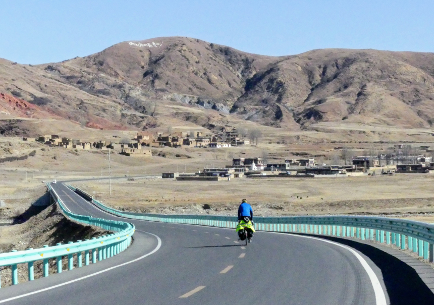 10904712-600x422.jpg Fietsen China