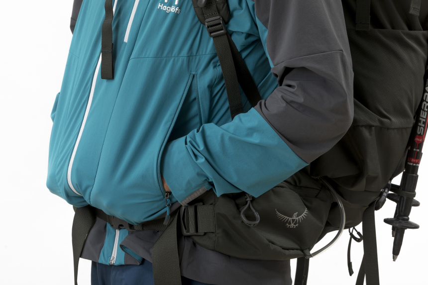 Haglofs Skarn Hybrid Jacket zakken icm rugzak