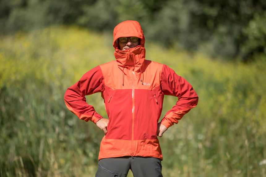 Rode datum muis technisch Test hardshells 2018: Rab - Mantra Jacket | Op Pad