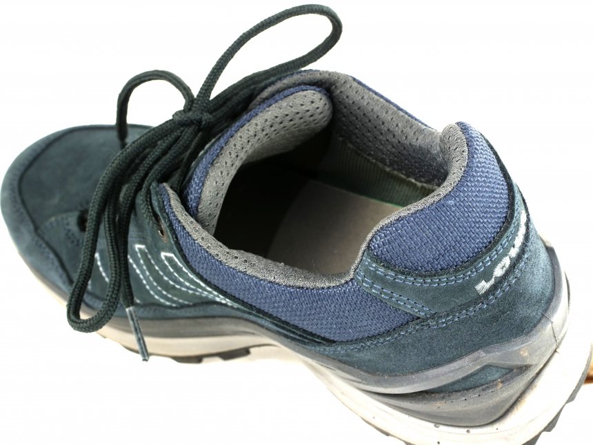Test Lowa Toro Evo Gtx Lo Wandelschoen Op Pad