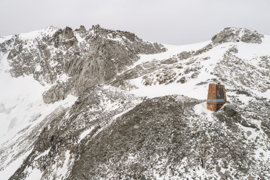 Schwarzensteinhütte