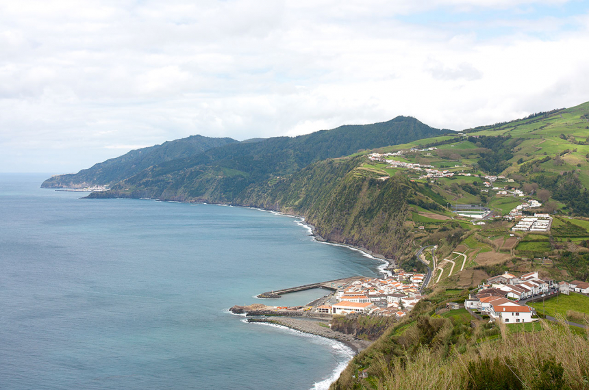 Aan de zuidoostkust van São Miguel.