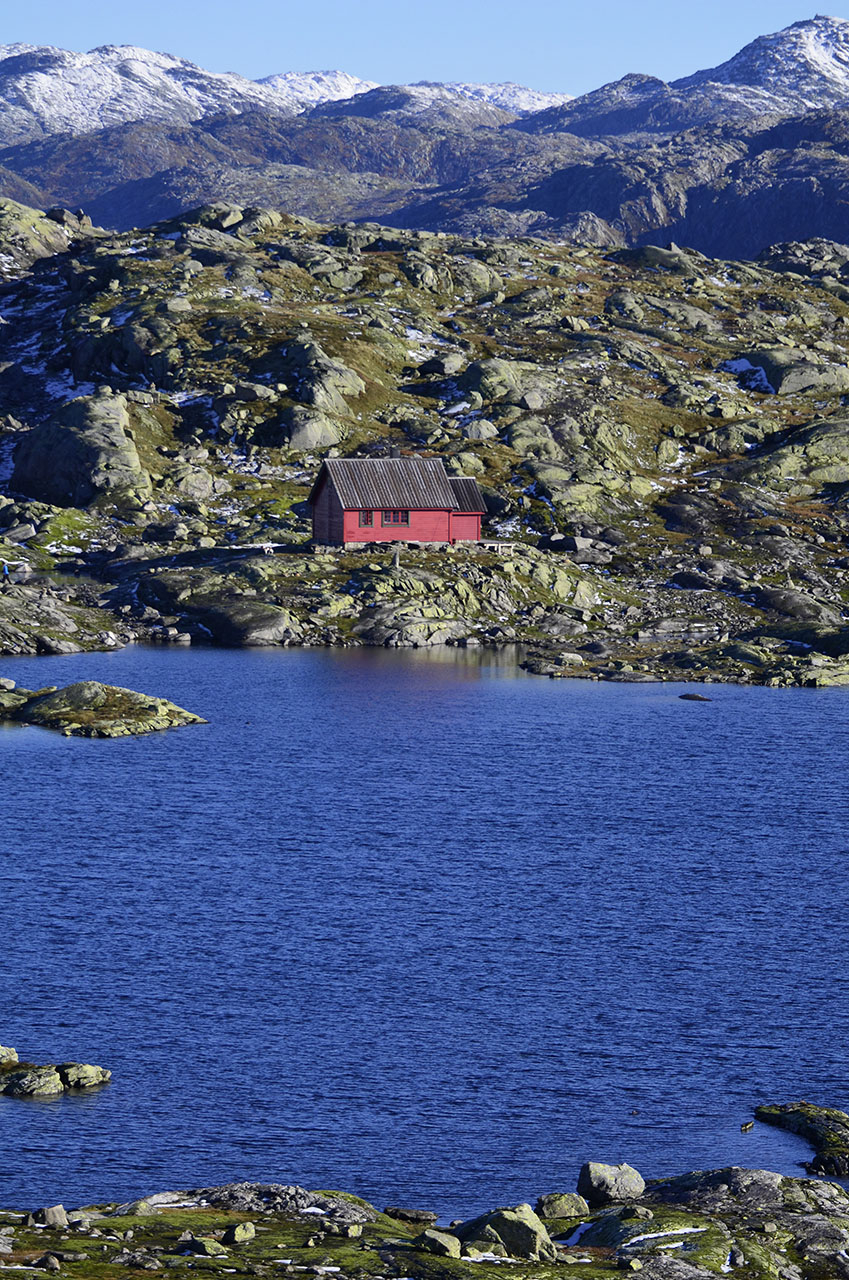 Blog-22-WvdB-Skavlabu-398x600.jpg Skavlabu hut.