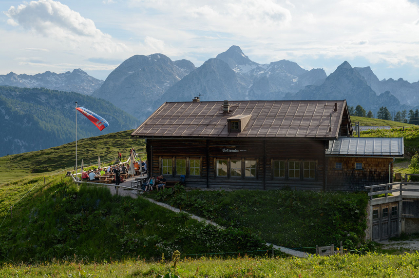 EVDP-04-Gotzenalm-LR-600x397.jpg Hut op de Gotzenalm.