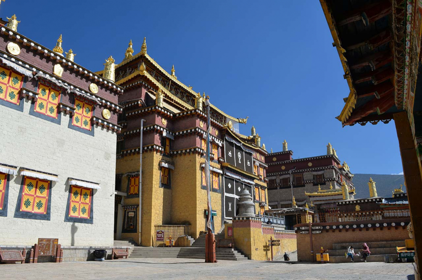 Gandem-Sumtseling-Gompa-monastery-600x398.jpg Gandem-Sumtseling-Gompa-monastery-600x398.jpg