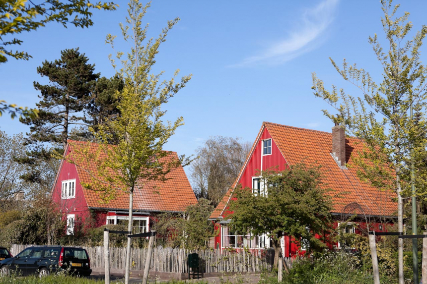 Huizen-tegenover-gevangenis-001-600x399.jpg FLADJLAKJDF;LJ