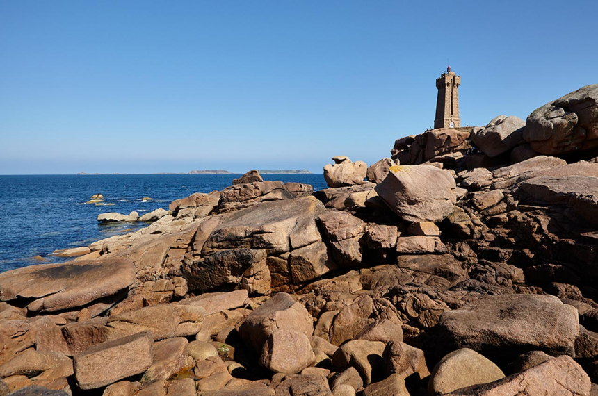LR-Ploumanach-Lighthouse_3-600x398.jpg LR-Ploumanac'h-Lighthouse_3