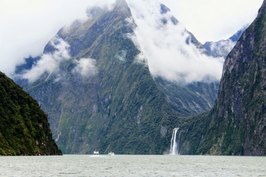 Milford-Sound-1-600x400.jpg Milford-Sound-1-600x400.jpg