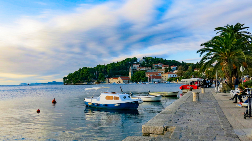 Zicht vanaf de veerboot