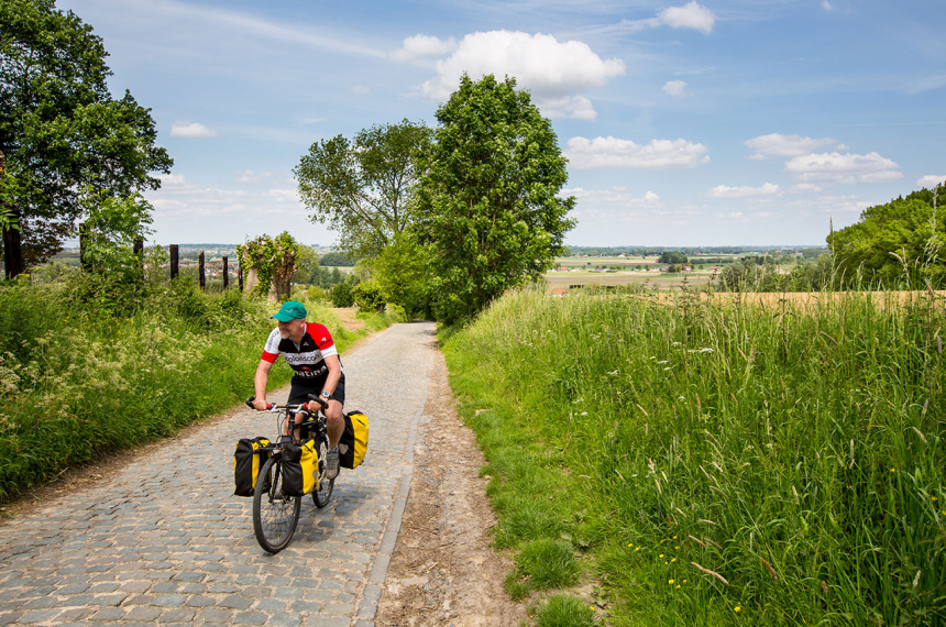 Ronde-van-Vlaanderen-fietsen--600x398.jpg De Oude Kwaremont.