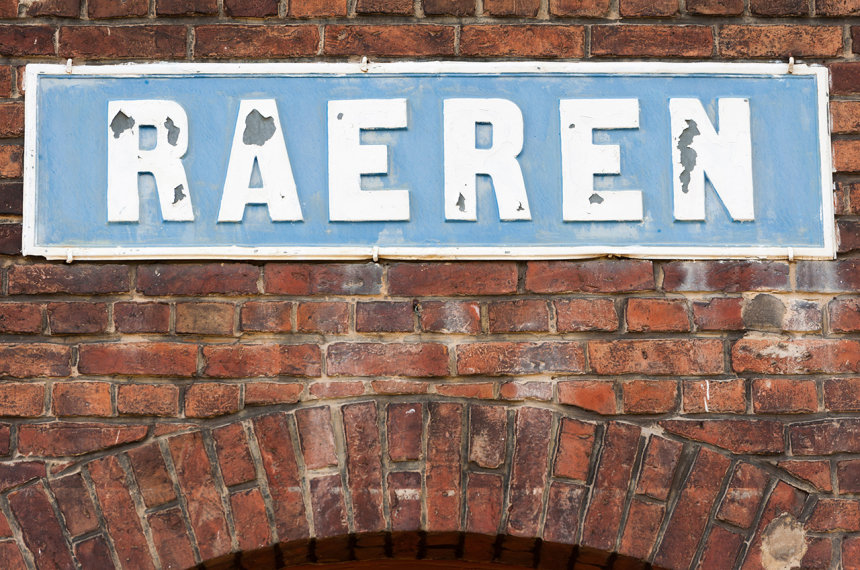 Station Raeren, op Belgisch grondgebied.