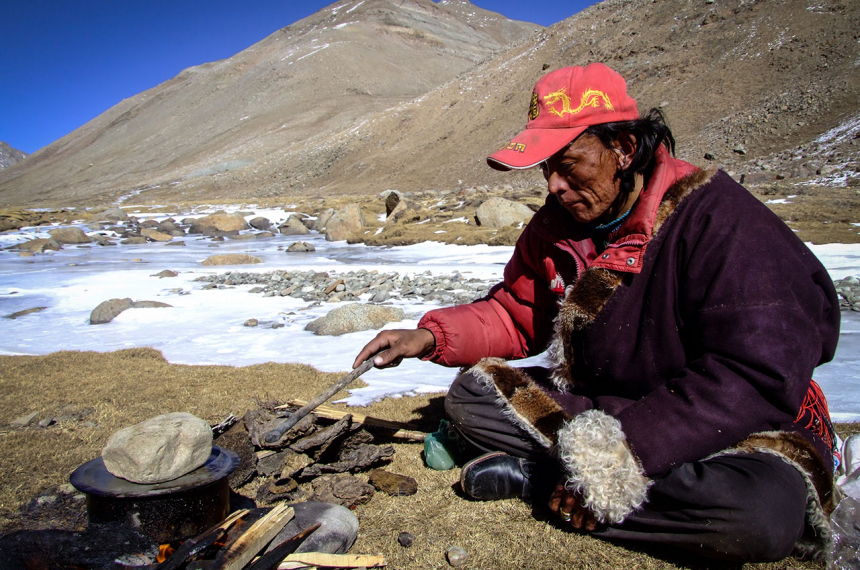 cycling-dutch-girl-2