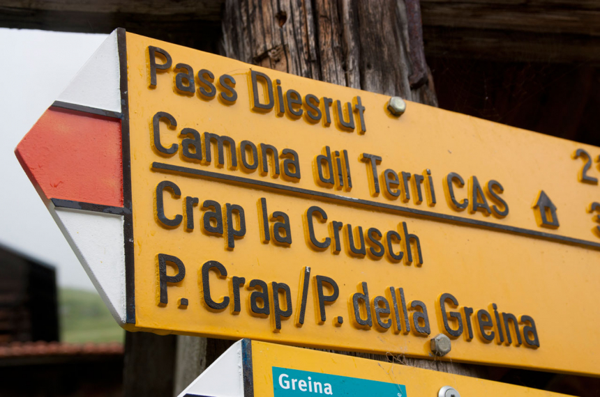 huttentocht_zwitserland_alpenpasse_weg_02