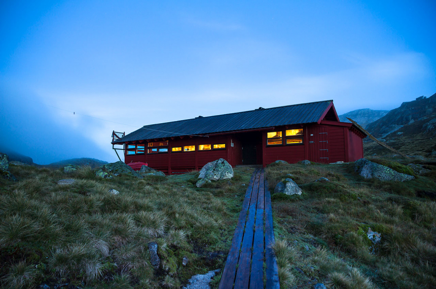 langavatn-dnt-hytta-hut-600x398.jpg langavatn-dnt-hytta-hut-600x398.jpg