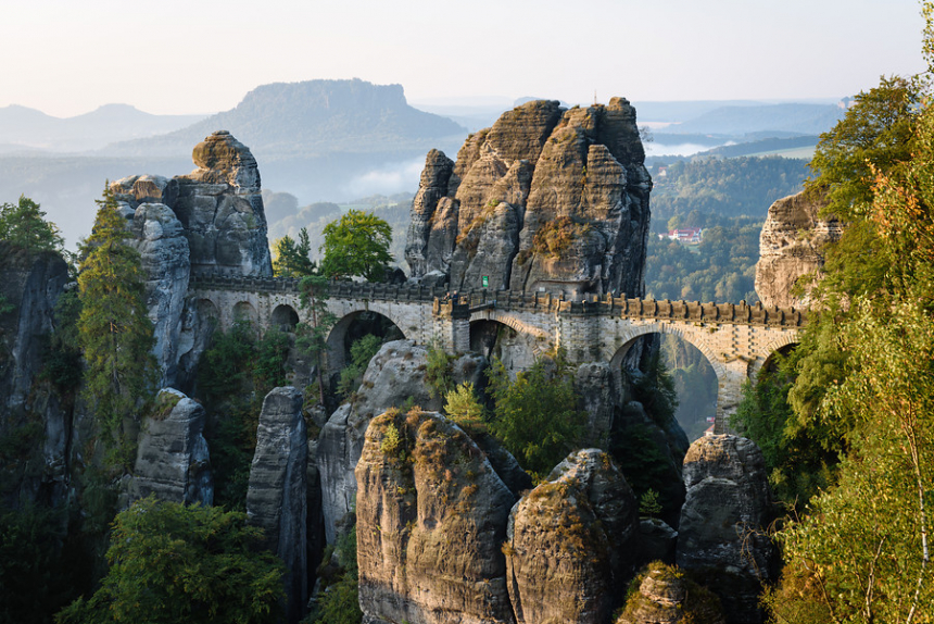 shutterstock_483330454-600x401.jpg Historische wandelroutes