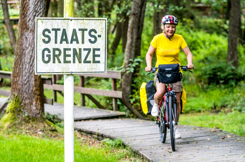 staatsgrenze-600x398.jpg staatsgrenze-600x398.jpg