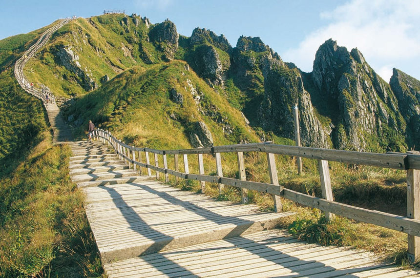 wandelen-auvergne-frankrijk-04-600x398.jpg wandelen-auvergne-frankrijk-04