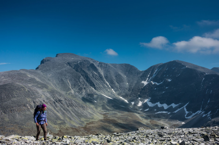 wandelen-rondane-noorwegen-05-600x398.jpg de versteende bergwereld van rondane schittert in de zon