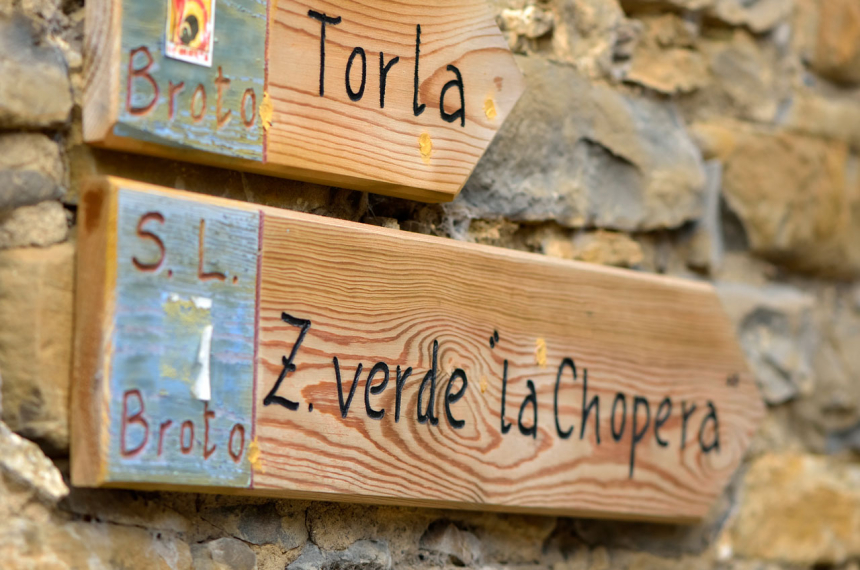 wandelen_ordesa_spanje_pyreneeen_ernst_kremers_041-600x397.jpg De wandelingen worden prima aangegeven met bordjes.
